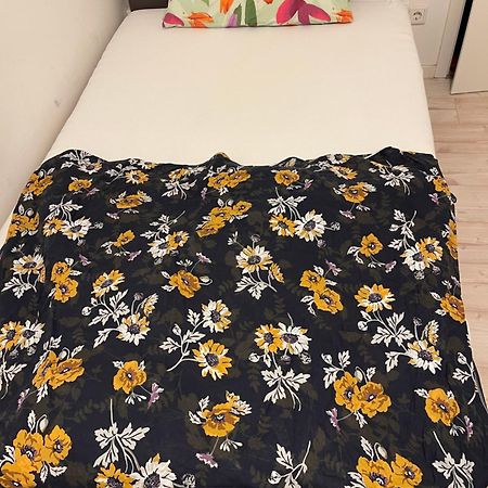 Confort-Room 2 Min To Kassel-Uni מראה חיצוני תמונה